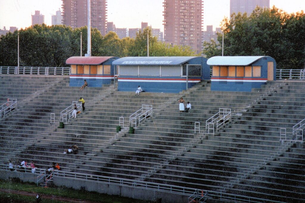 Il Downing Stadium di Randall's Island a New York